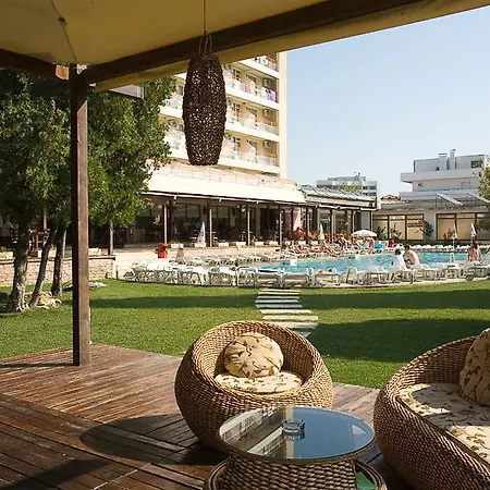 Hotel Detelina 3*